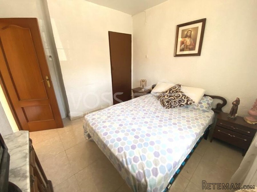 NEW TO VOSS HOMES - Great opportunity... 4 bed 1 bath.. - 16