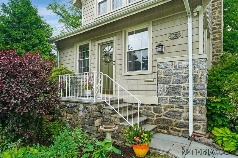 3 bedroom House For Sale: 53 Claire.. - 2