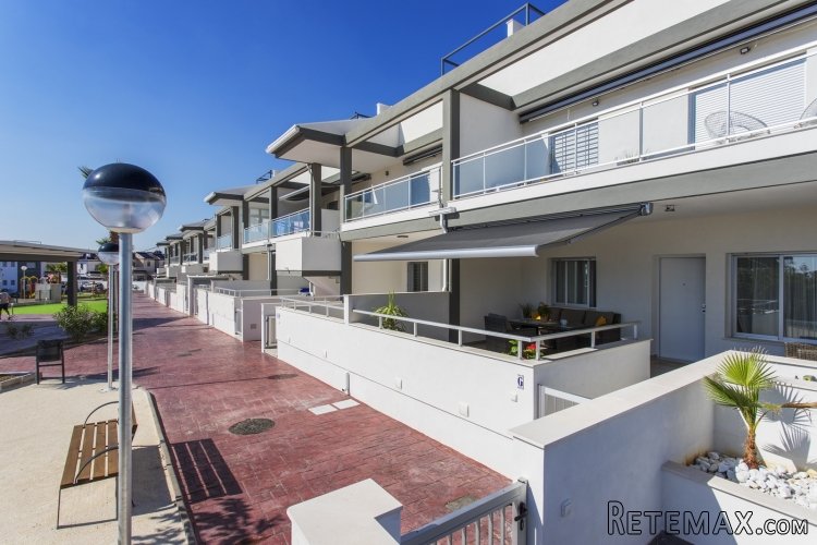 Los bungalow se ubican en un complejo residencial en Playa..