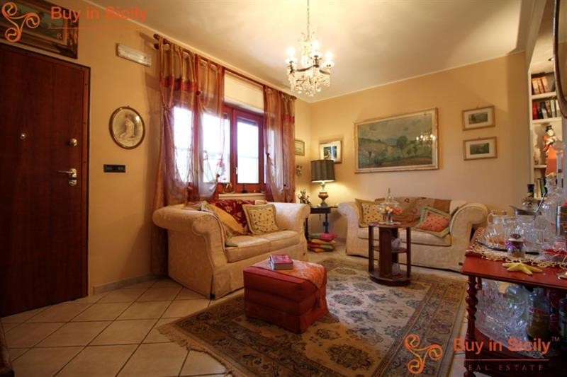 3 bedroom Terraced House For Sale: Via.. - 2