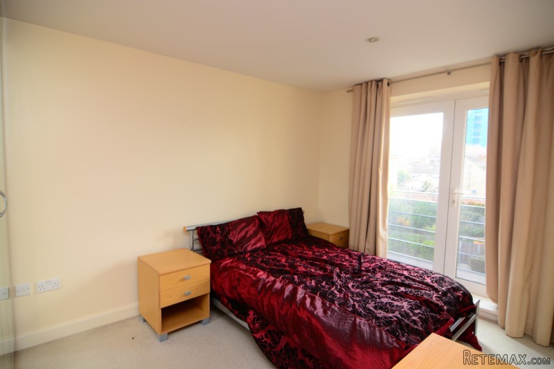 Flatshare - Queensgate A - 2