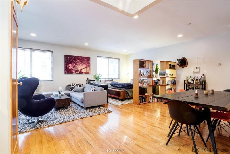 Condo - New York State - For Sale - 2