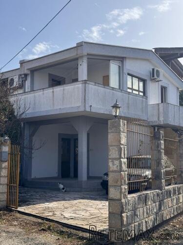 Prodaje se kuća, Makedonsko naselje, Bar 300.000€ - 2