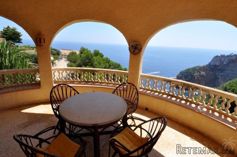 Villa with marvellous sea views near the seafront with a.. - 2