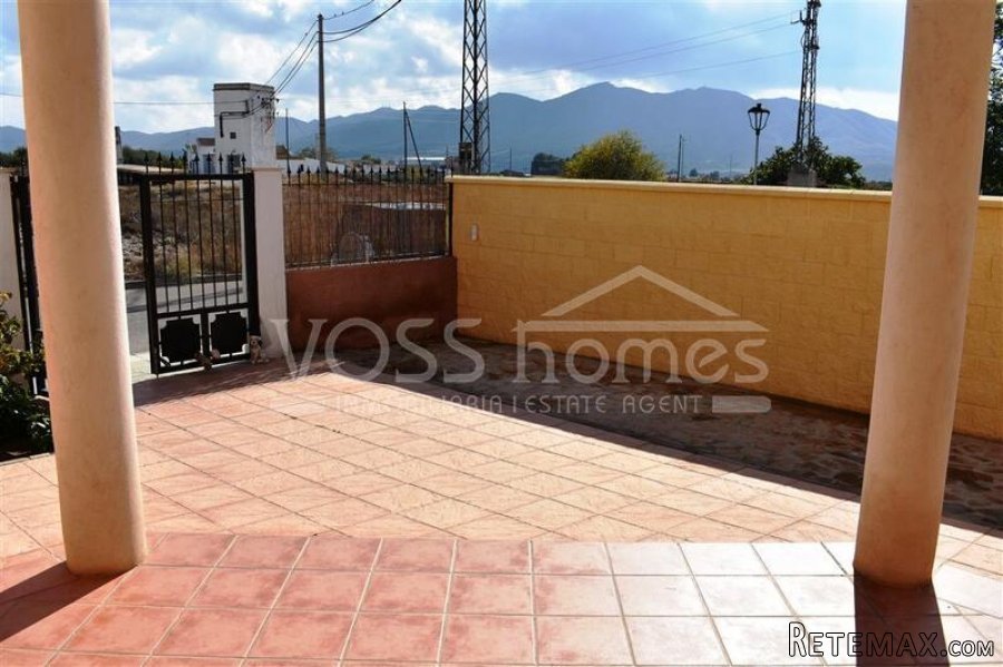 Large two storey, 3 bed, 3 bath Semi-detached Villa with.. - 3