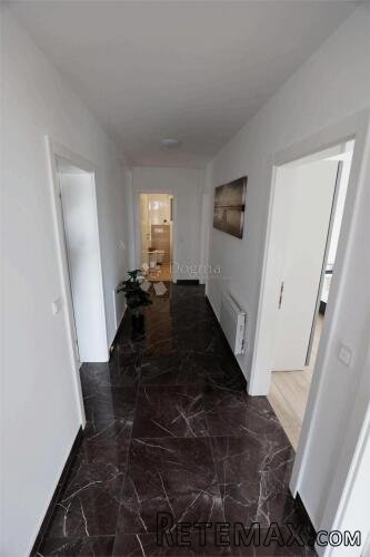 Namješteni apartman u mirnom dijelu Sukošana, odmah useljiv - 3