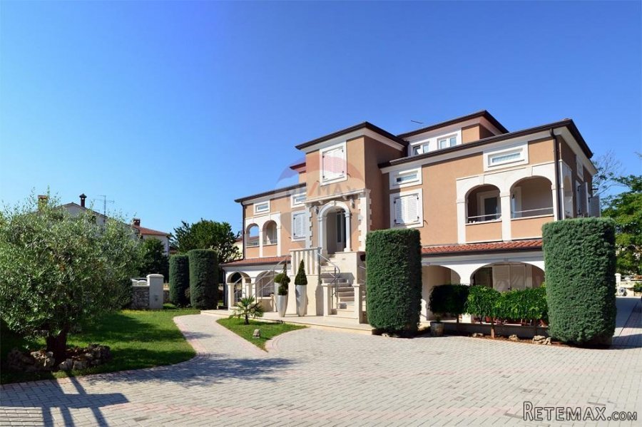 FUNTANA-EKSKLUZIVAN APARTMANSKI OBJEKAT - 4