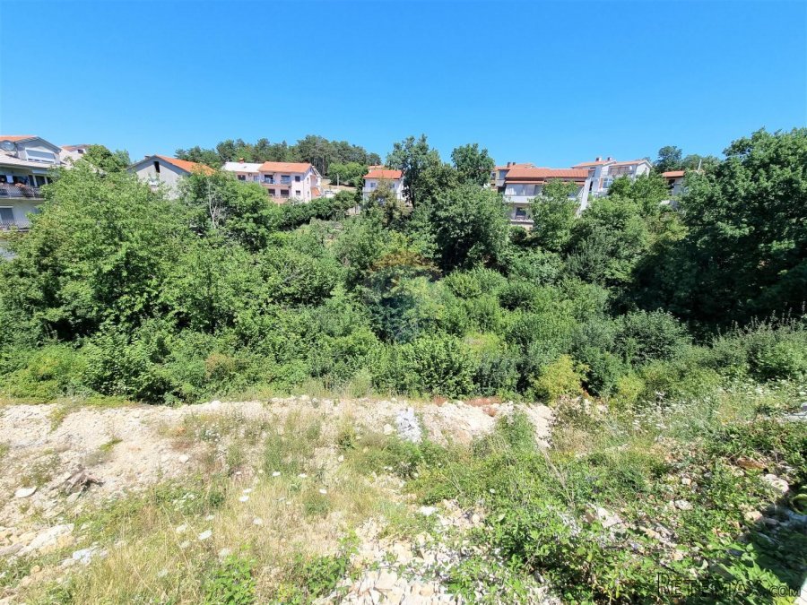 VIŠKOVO- Građevinsko zemljište u samom centru, mogućnost gra - 4