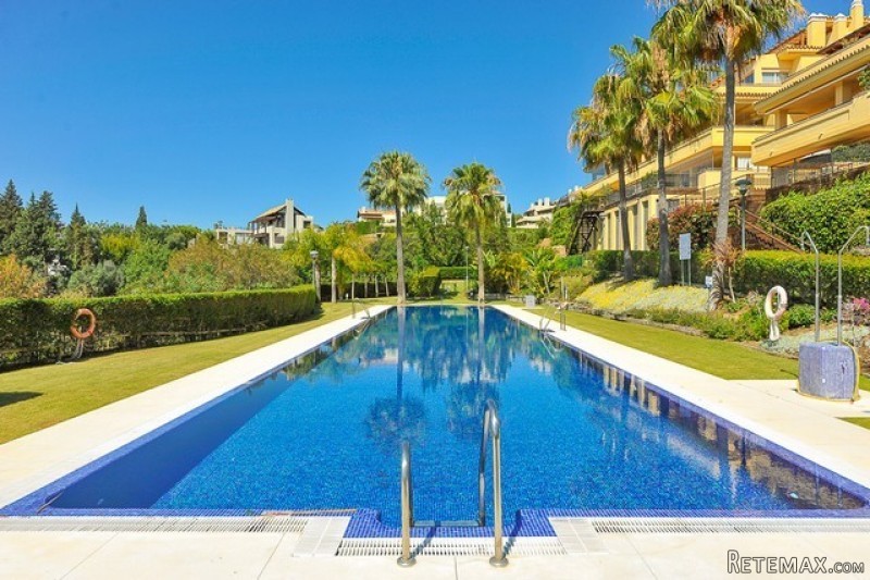 3 Bedroom Middle Floor Apartment