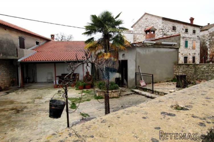Autohtona istarska kuća 400m2 sa okućnicom 1700m2 - 3