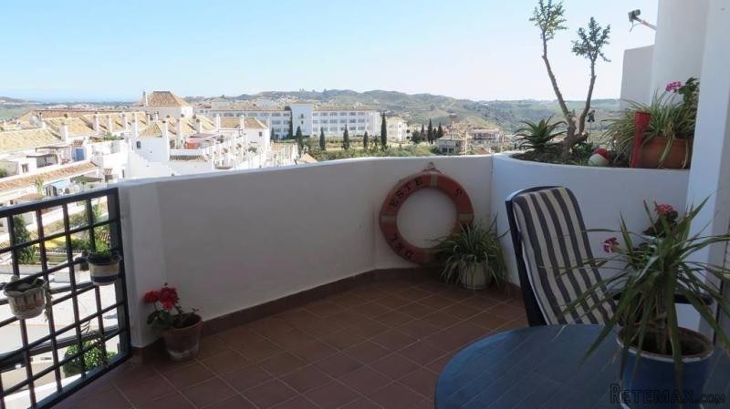 2 bedroom apartment for sale - 2