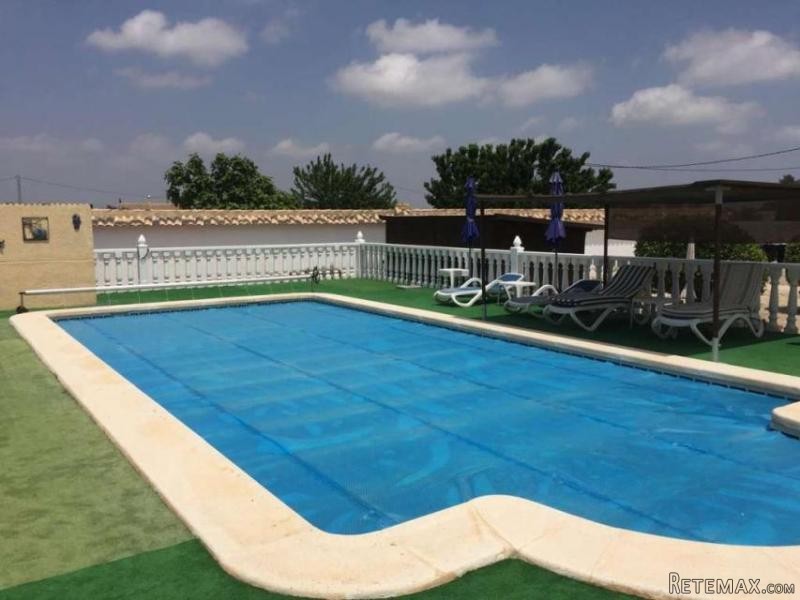 4 bedroom villa with pool and guest.. - 2