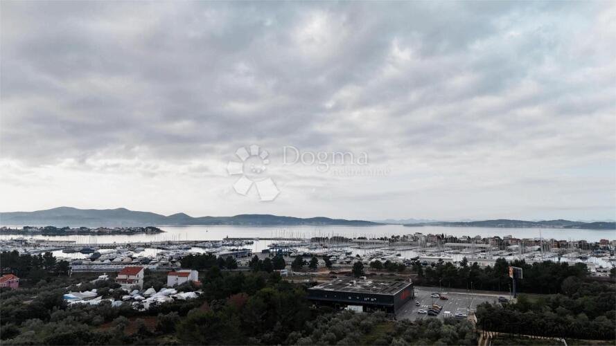 Trosobni apartman u mirnom dijelu Sukošana - 2