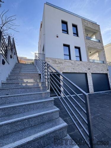 Prodaje se stambeno-poslovni objekat, Bar 780.000€ - 3