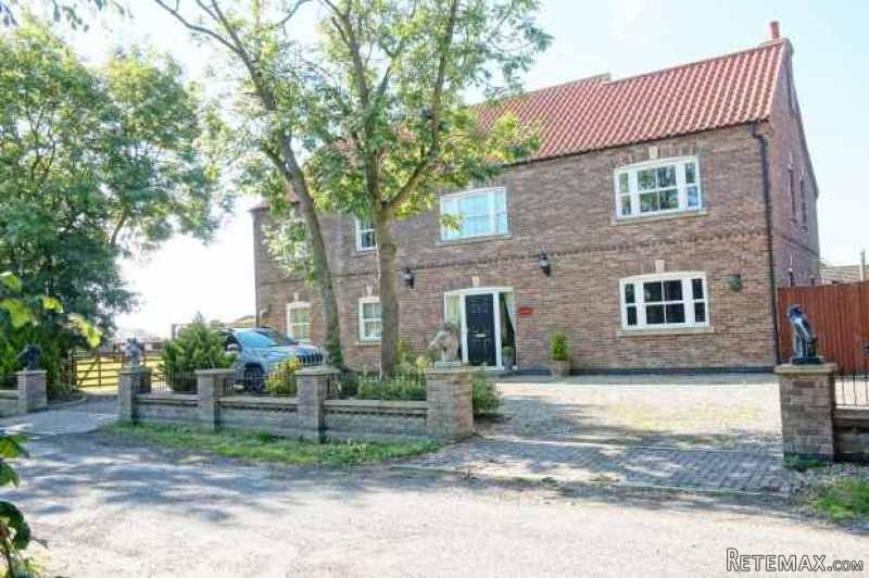 4 bedroom, Detached House house for sale