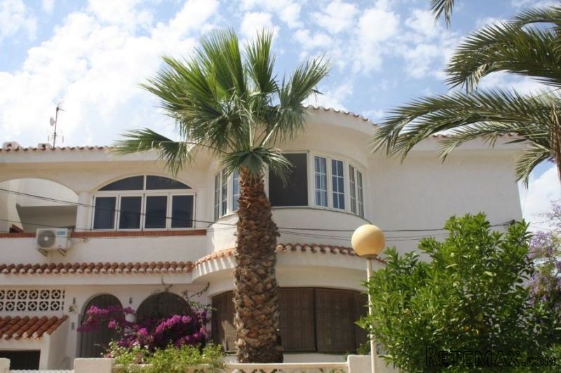 Apartment for sale in Los Urrutias