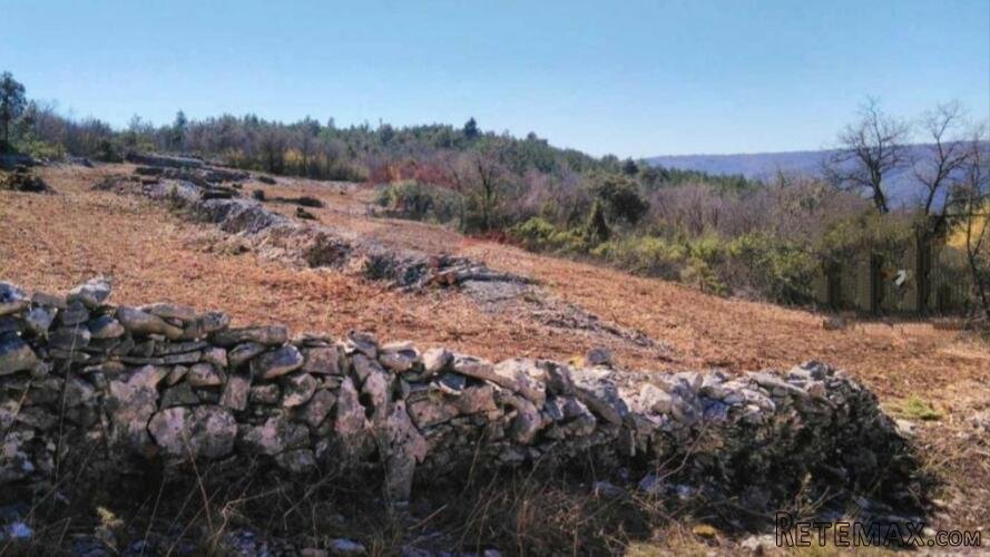 Istra, Trget - Građevinsko zemljište, blizina mora - 2