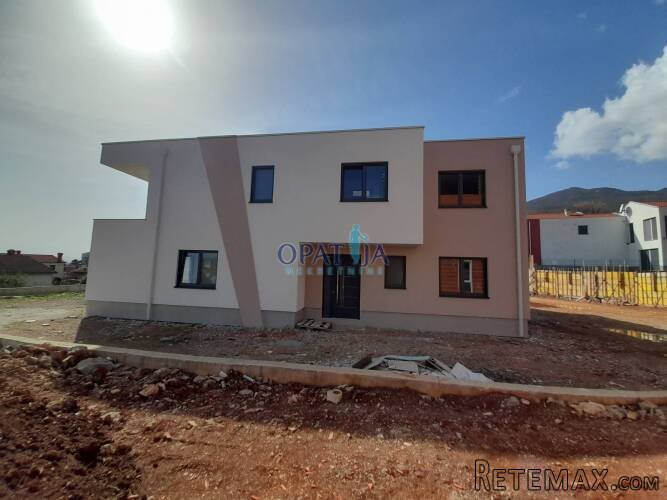 Opatija-Pobri dvoetažni stan 164.63 m2 s pogledom na more - 3