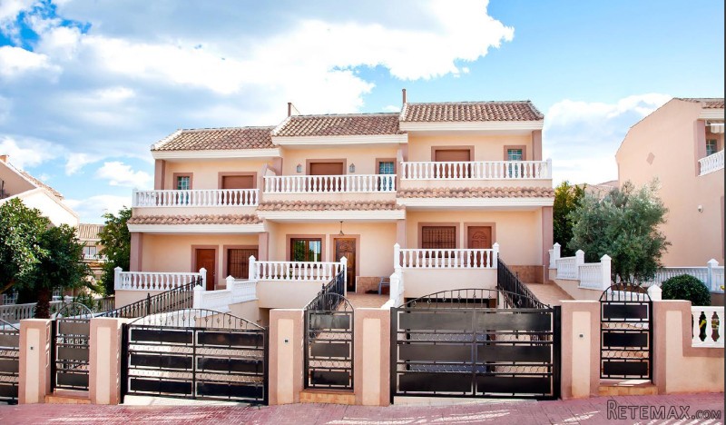 2 bedroom townhouses