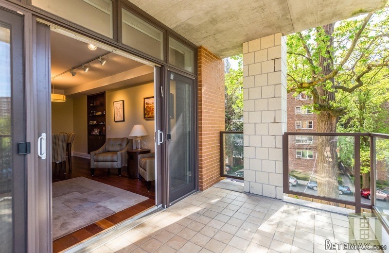 2 bedroom Apartment For Sale: 628 WEST..