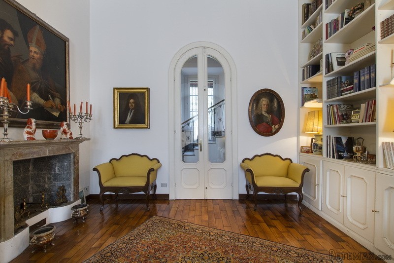 Luxury Apartment In A Castle