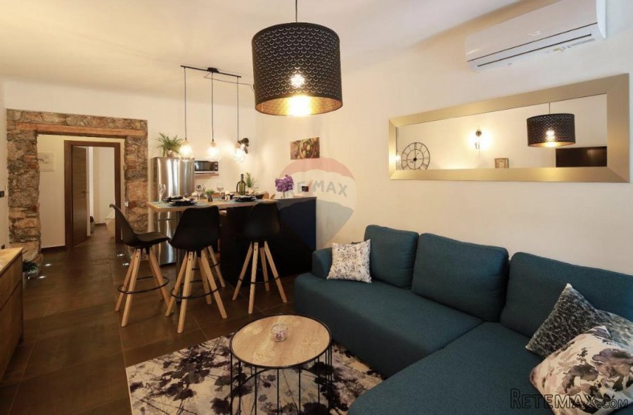 Rijeka, strogi centar, tri moderna stana površine 120 m2