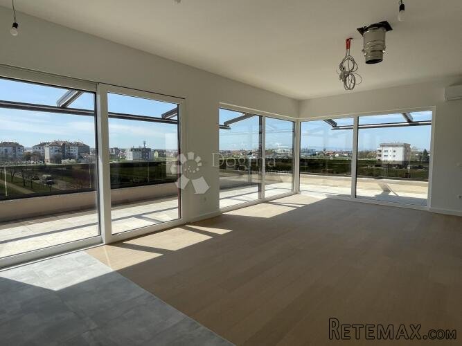 Oaza luksuza u Velikoj Gorici - penthouse 160 m2