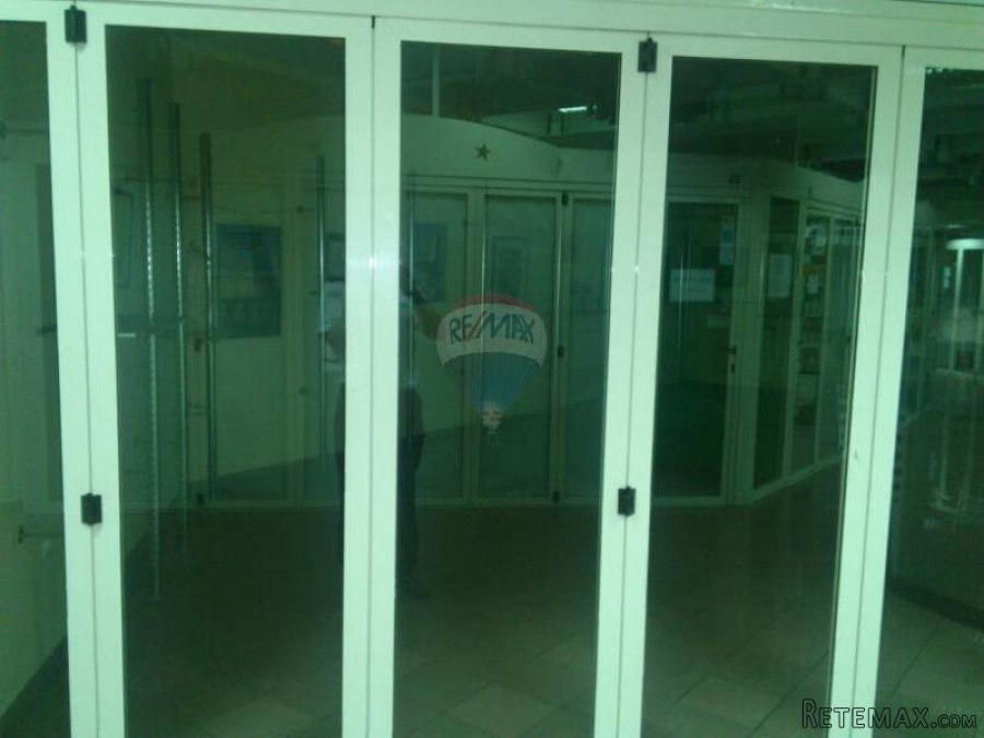 POSLOVNI PROSTOR-56.80M2 U CENTRU ZA NAJAM - 3