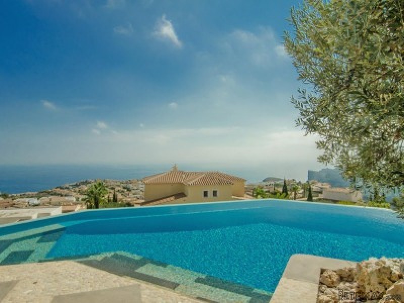 4 Bedrooms - Villa - Alicante - For Sale - 2