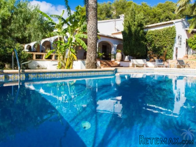 Stunning Mediterranean style villa, located in the.. - 4