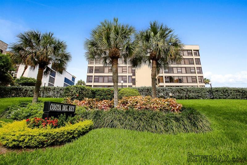 2 bedroom Residence For Sale: Delray..