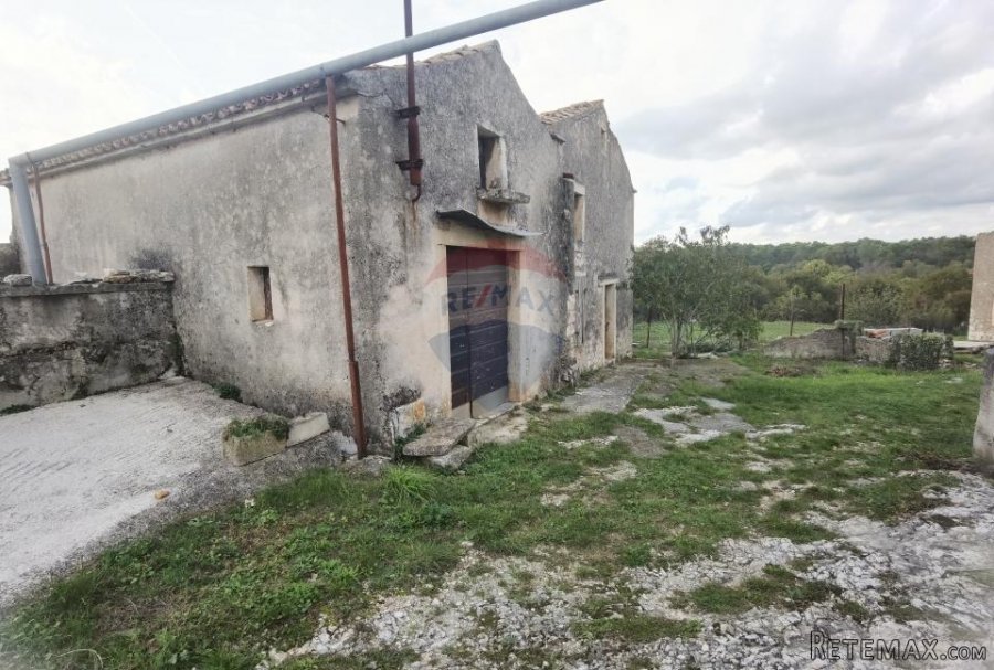 Istra,Hrboki - starina za adaptaciju - 5