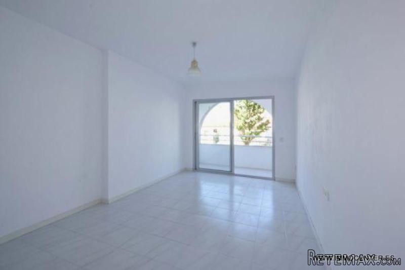 EMPURIABRAVA: Nice studio with terrace..