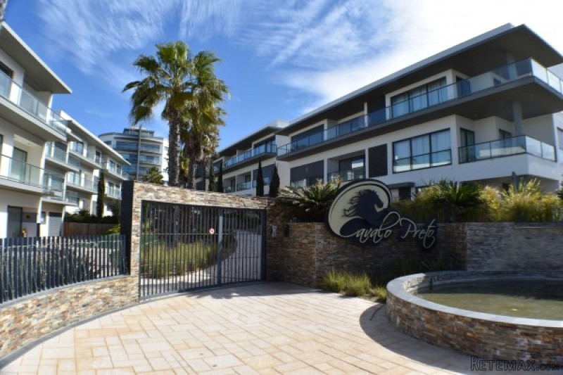 Waterfront 1 Bedroom Apartment In.. - 2