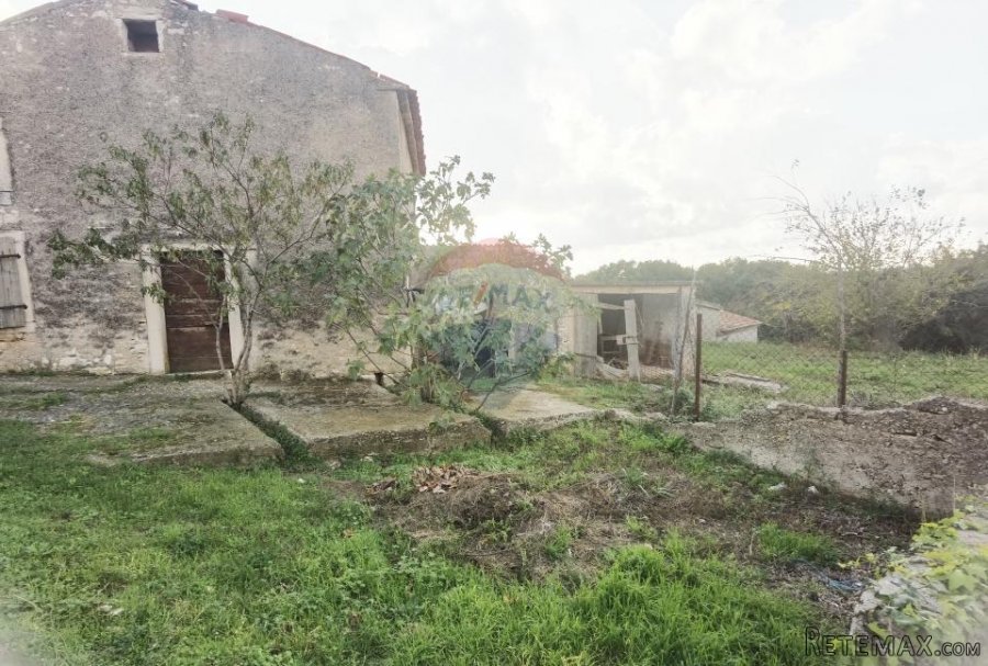 Istra,Hrboki - starina za adaptaciju - 7