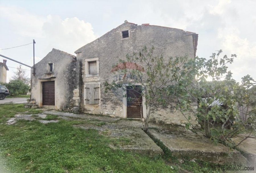 Istra,Hrboki - starina za adaptaciju - 8