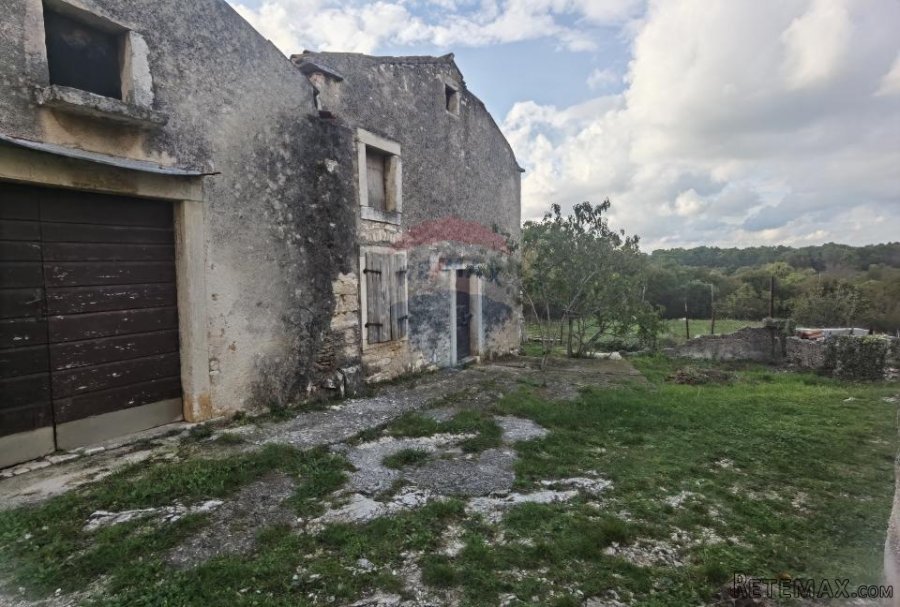 Istra,Hrboki - starina za adaptaciju - 9