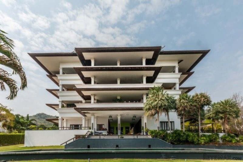 Beautiful 3 Bed At Hunsa Condo - Hua Hin