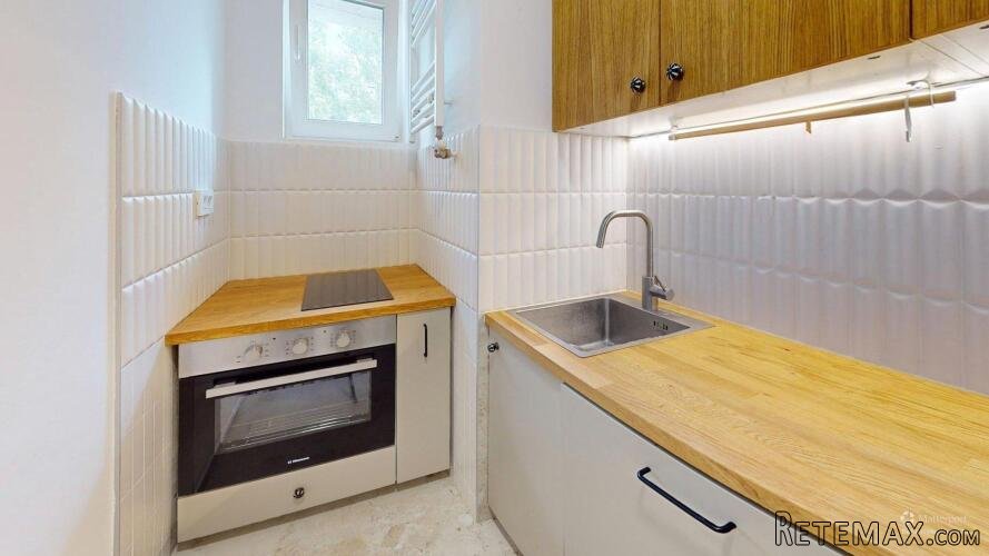 Renoviran trosoban stan na Keju-Novi Sad - 3