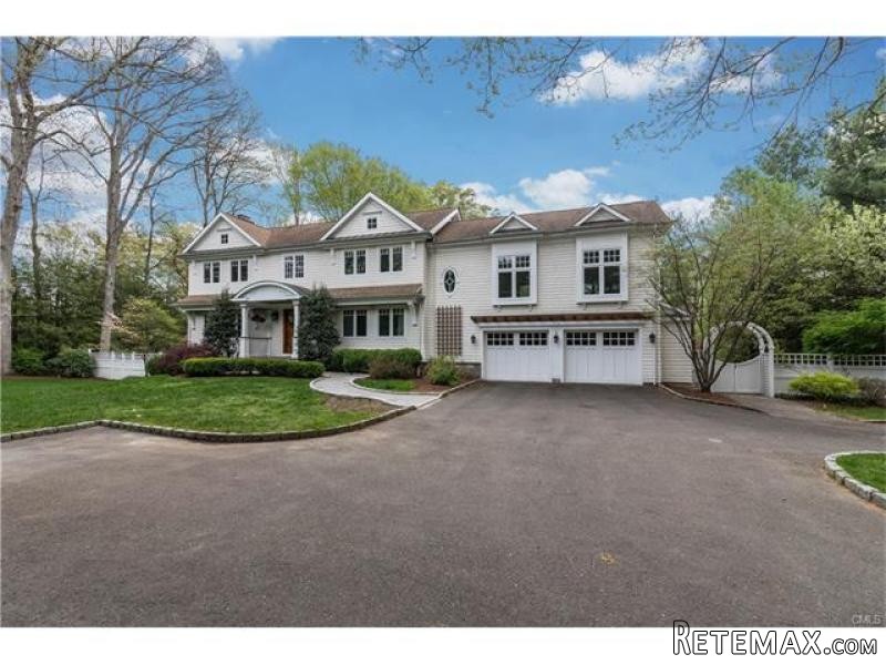 5 bedroom House For Sale: 40 STURGES.. - 2