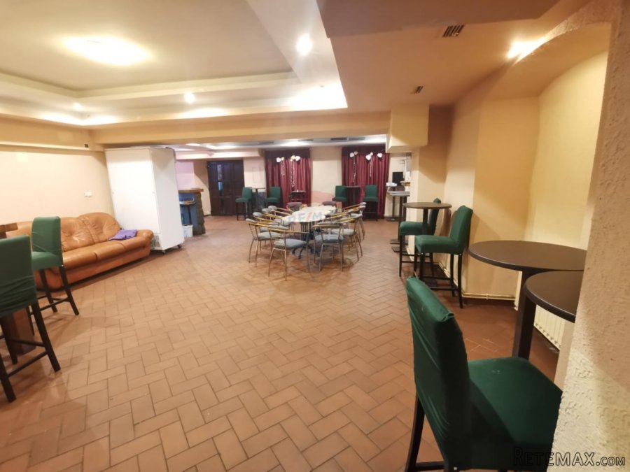 MATULJI, JUŠIĆI - kuća s komfornim stanom i dva poslovna pro - 5