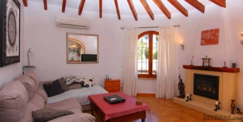 3 Bedroom 3 Bathroom Villa in Javea. - 2