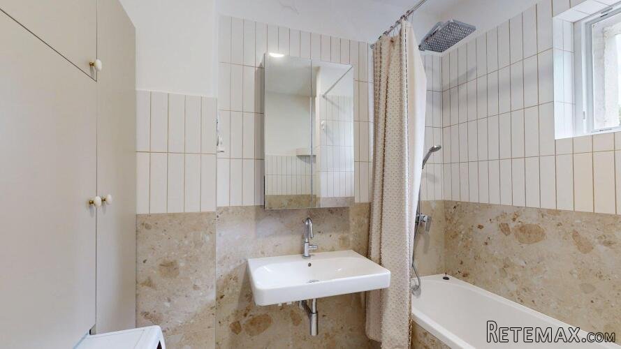 Renoviran trosoban stan na Keju-Novi Sad - 9