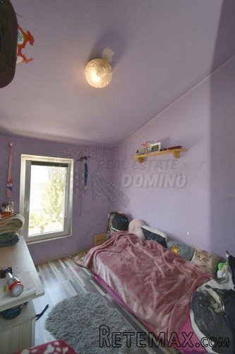 Dvojna kuća s puno potencijala i velikom okućnicom! - 10