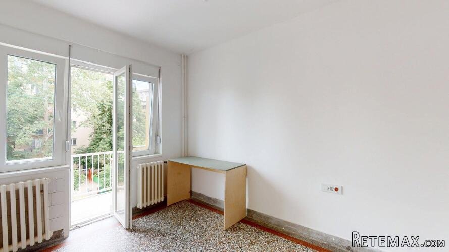 Renoviran trosoban stan na Keju-Novi Sad - 10