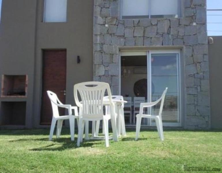 2 Bedroom Apartment - For Sale -..