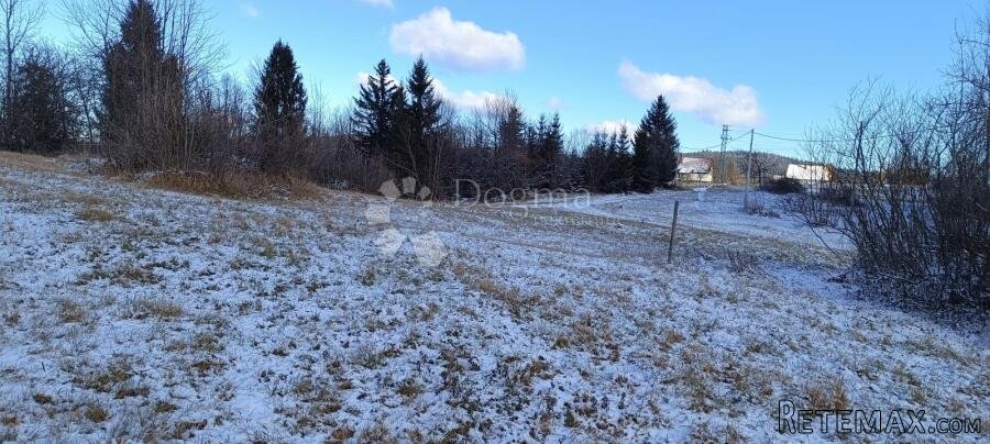 Čabar, građevinski teren 1.112 m2