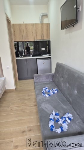 Prodajem apartman u Olimpik Biču - 3