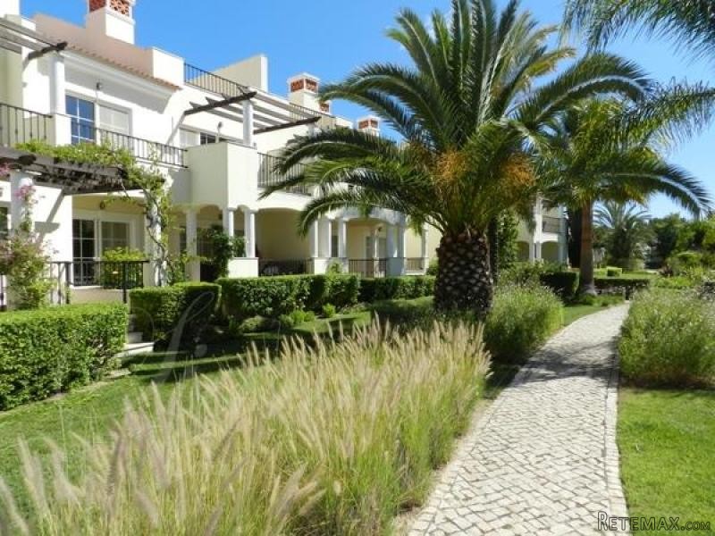 3 bedroom Apartment For Sale:..