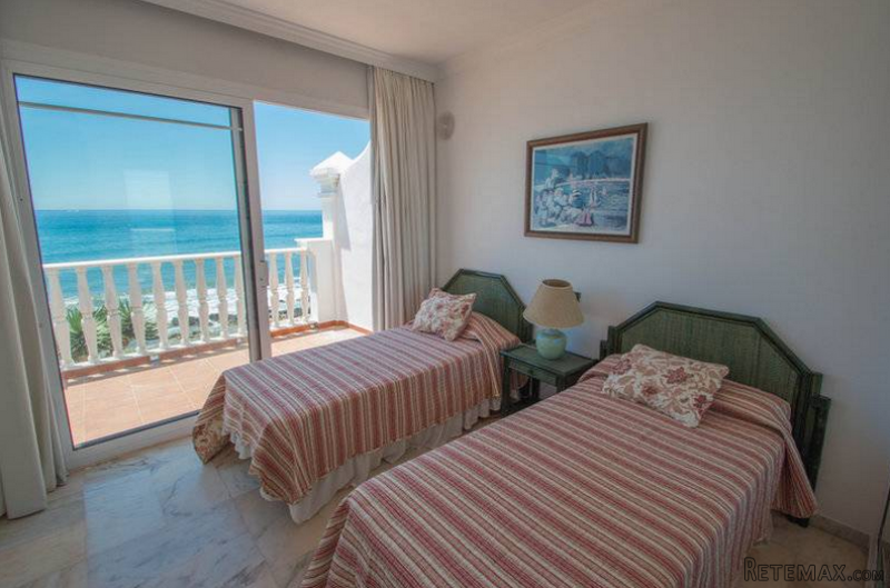 4 bedroom town house for sale - 2
